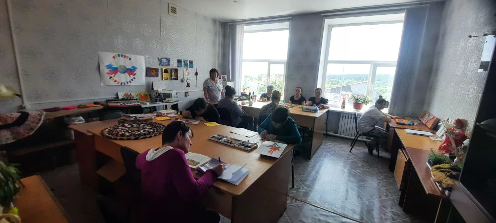 СПЕЦИАЛИСТАМИ ОТМЕЧЕНО, ЧТО В УЧРЕЖДЕНИЯХ ПРОДОЛЖЕНА РАБОТА ПО СОЗДАНИЮ УЮТНОЙ, КОМФОРТНОЙ ДОМАШНЕЙ ОБСТАНОВКИ. БОЛЬШОЕ ВНИМАНИЕ УДЕЛЯЕТСЯ ОРГАНИЗАЦИИ ДОСУГОВОЙ ДЕЯТЕЛЬНОСТИ И ФИЗИЧЕСКОЙ АКТИВНОСТИ ПРОЖИВАЮЩИХ